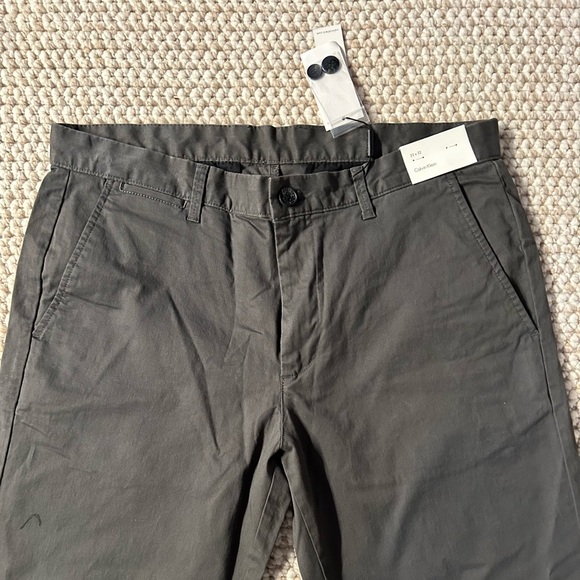 Calvin Klein Pants - Men’s - Picture 3 of 3